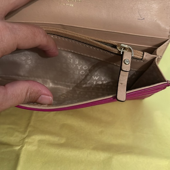 Kate Spade Kari Berry Laser Cut Perry Lane Leather Wristlet convertible Wallet - Picture 10 of 10